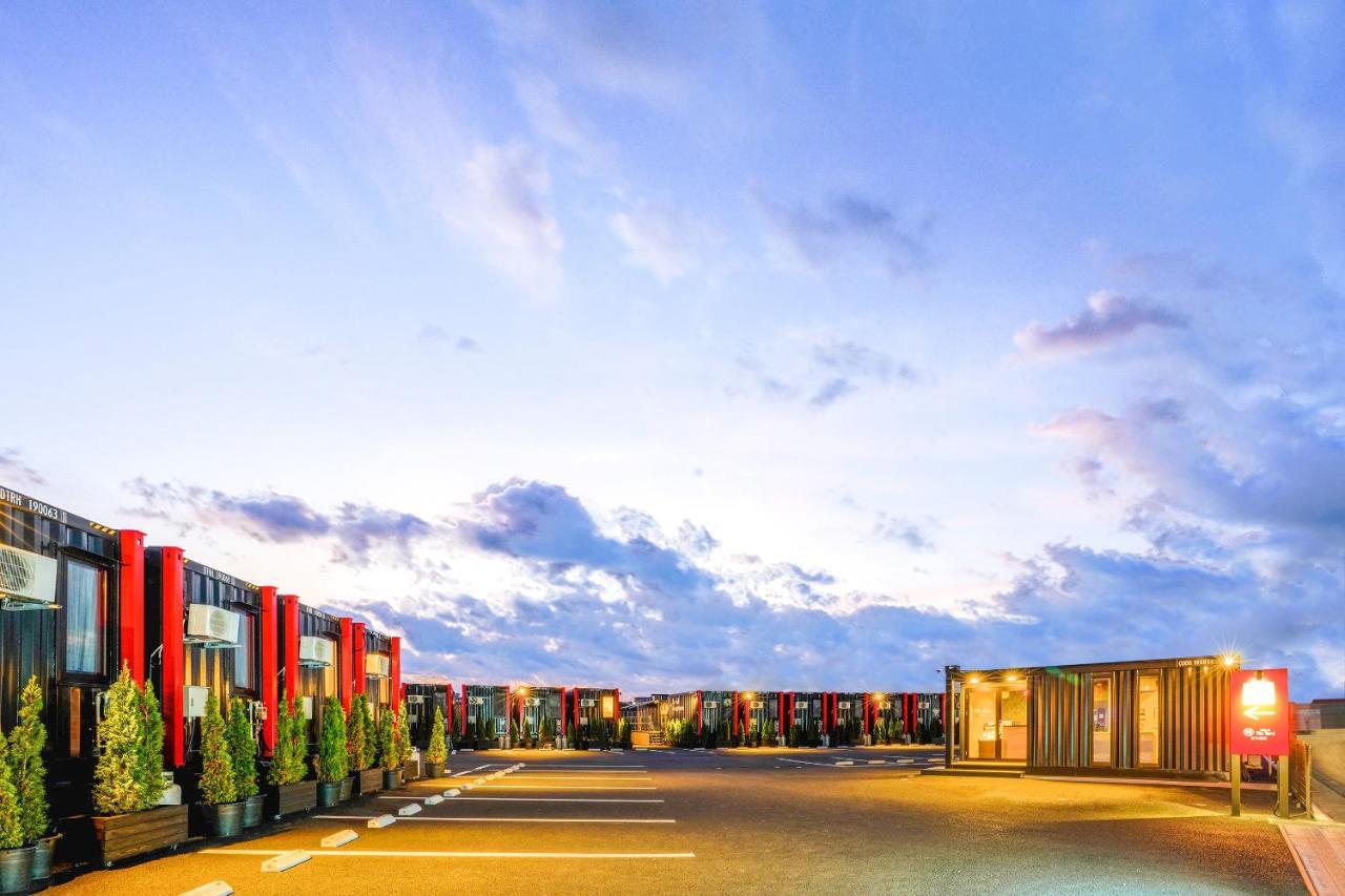 Hotel R9 The Yard Ashikagafukutomi Екстериор снимка