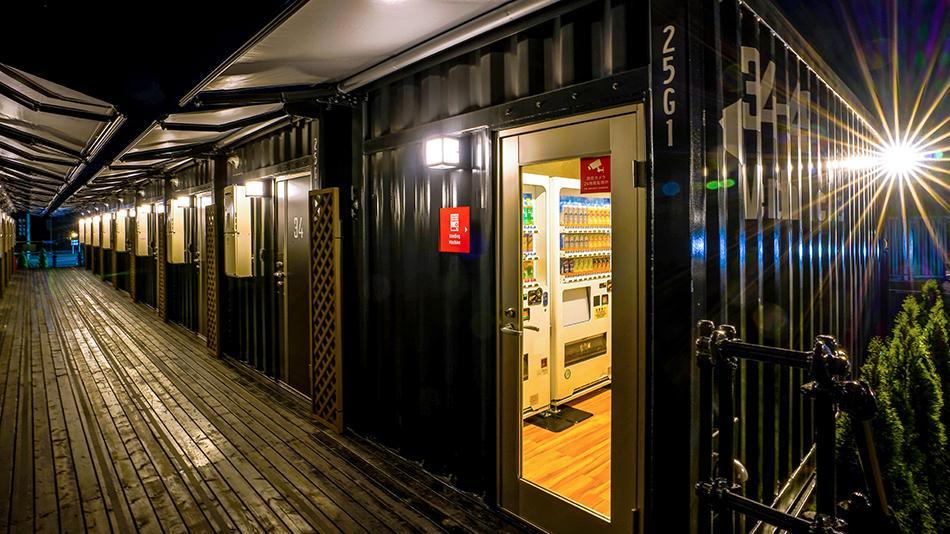 Hotel R9 The Yard Ashikagafukutomi Екстериор снимка